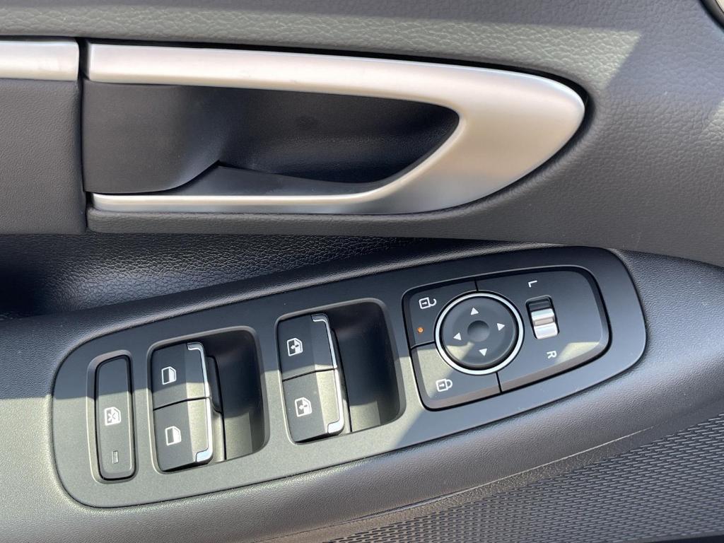 new 2025 Hyundai Sonata car, priced at $28,919