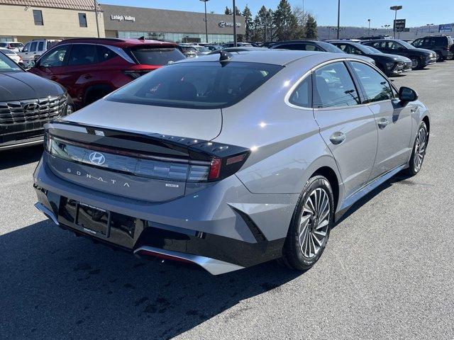 new 2025 Hyundai Sonata Hybrid car, priced at $32,875