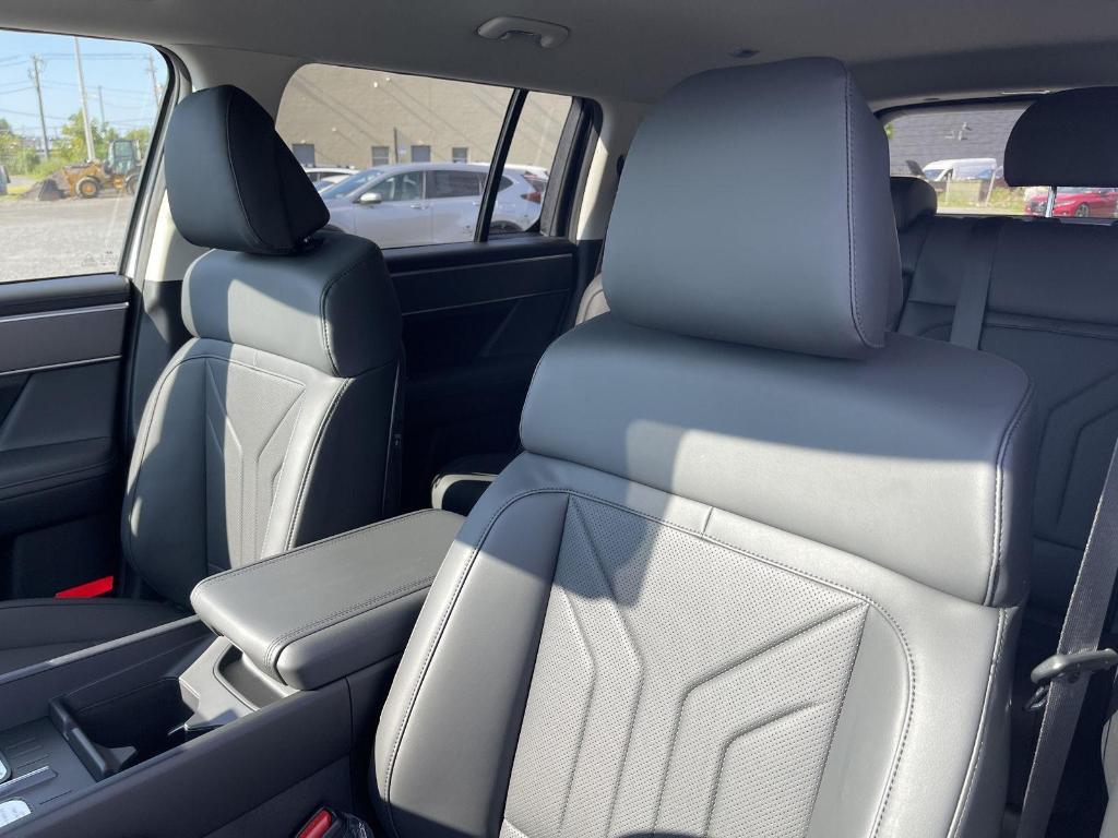 new 2026 Hyundai SANTA FE HEV car, priced at $42,335