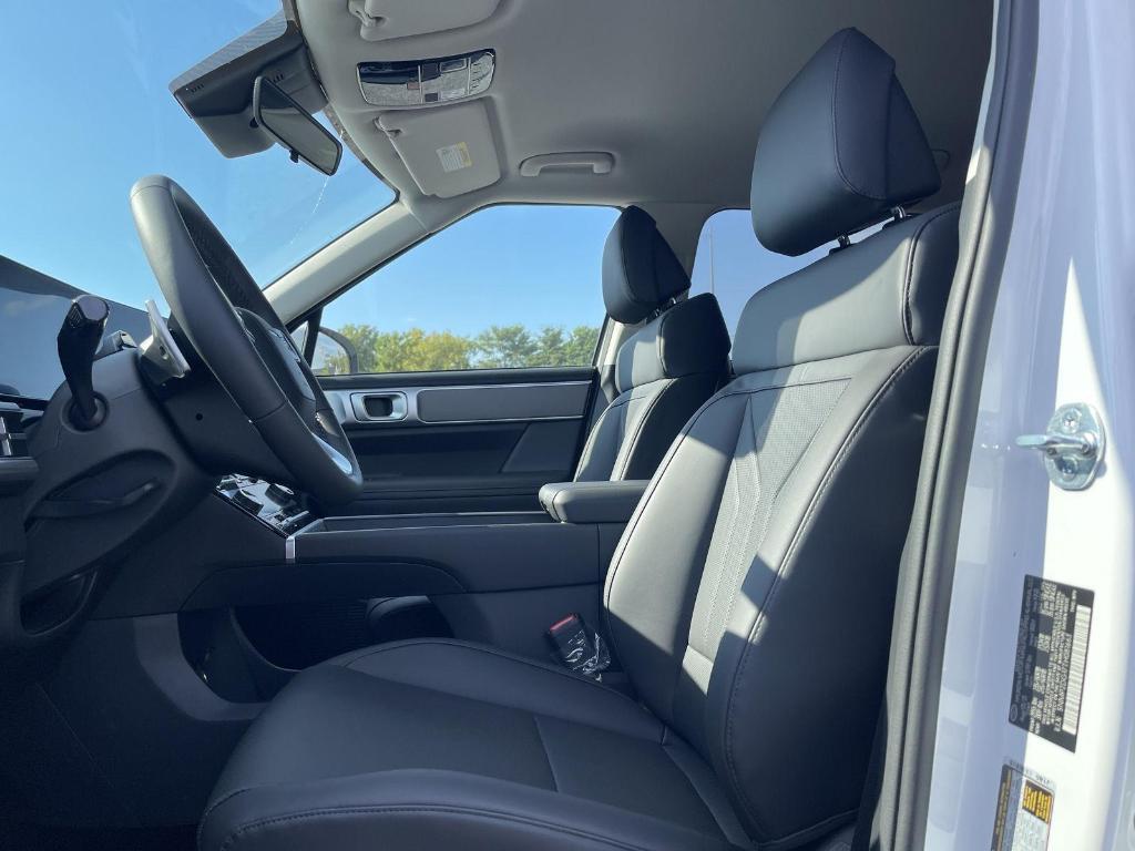 new 2026 Hyundai SANTA FE HEV car, priced at $42,335