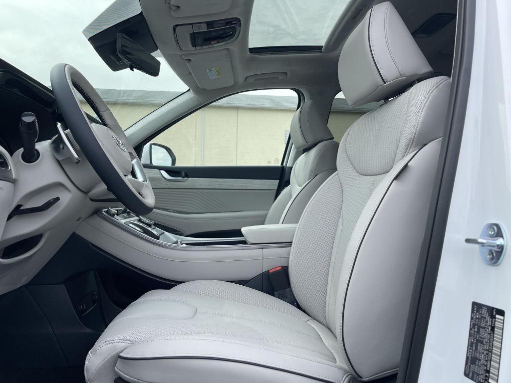 new 2025 Hyundai Palisade car, priced at $54,185