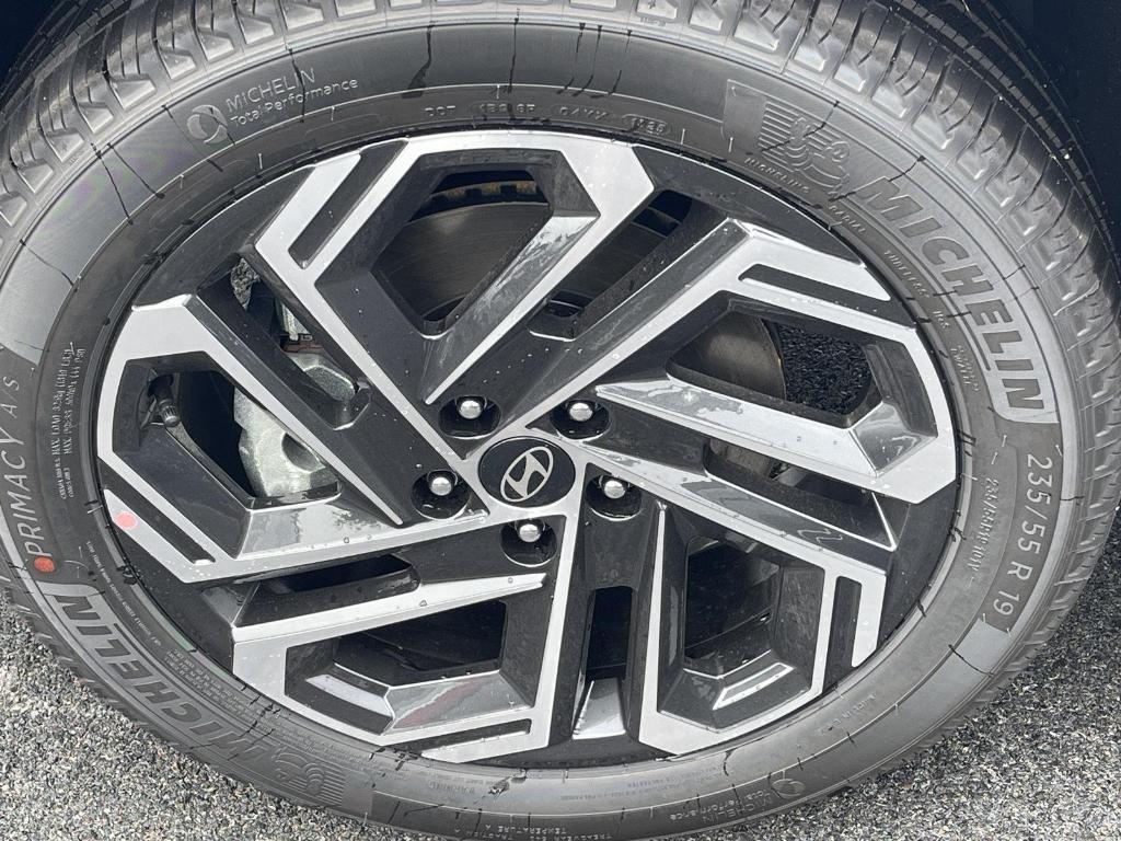 new 2025 Hyundai Tucson car, priced at $41,250