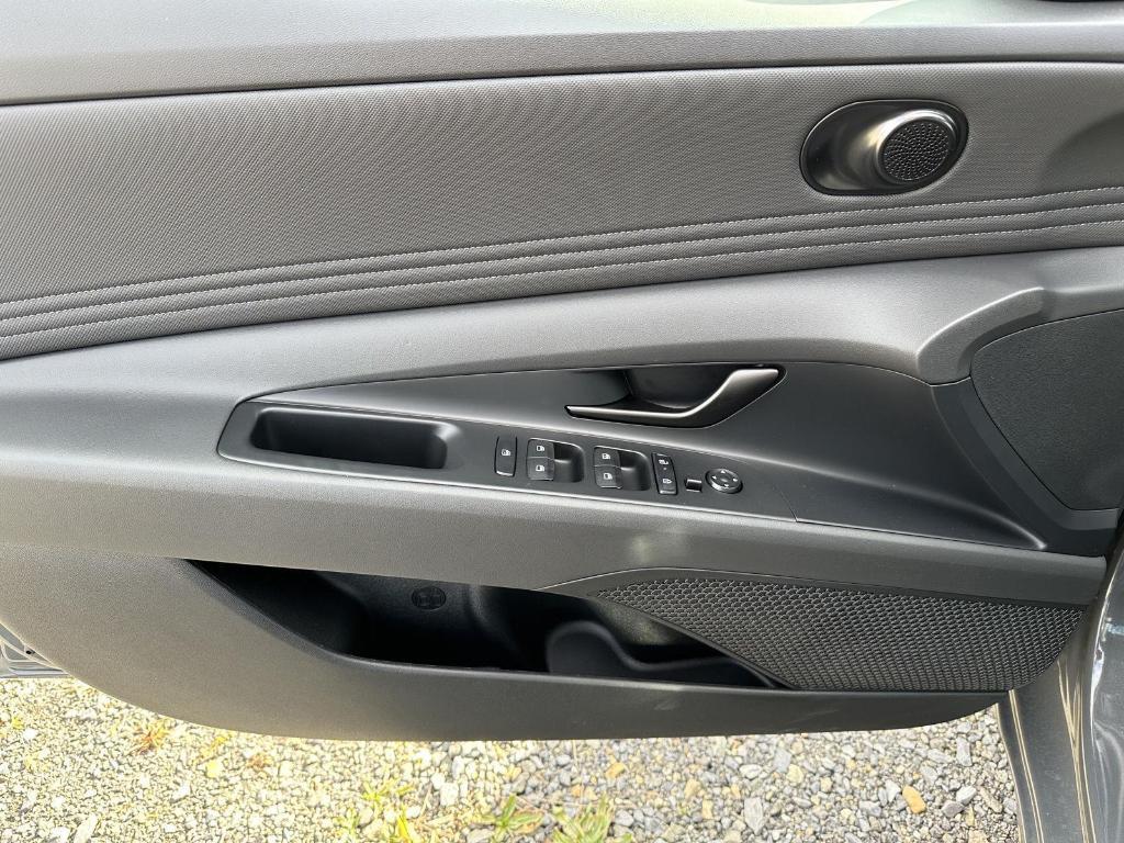 new 2026 Hyundai ELANTRA HEV car, priced at $28,728