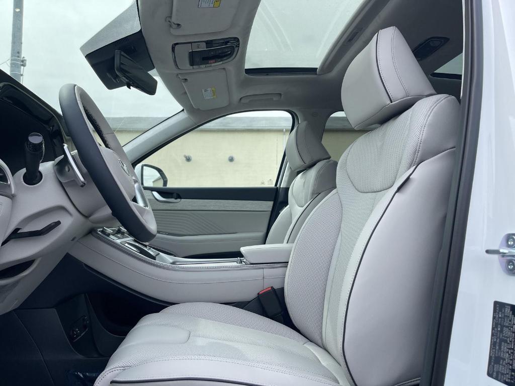 new 2025 Hyundai Palisade car, priced at $54,123