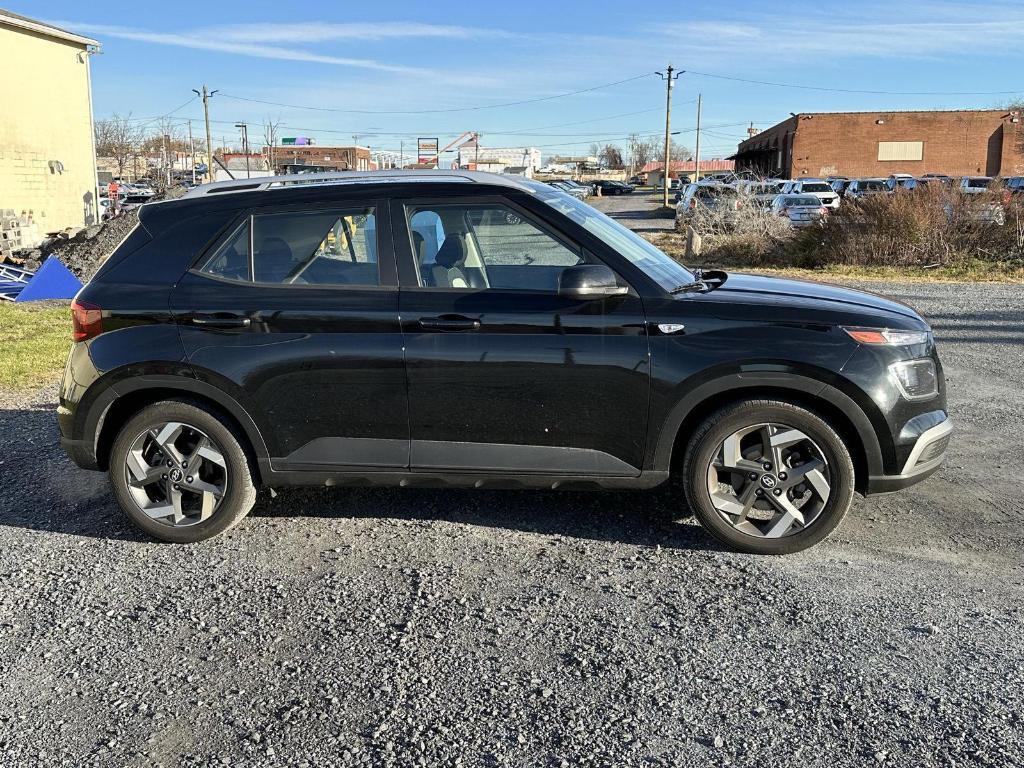 used 2024 Hyundai Venue car, priced at $19,995