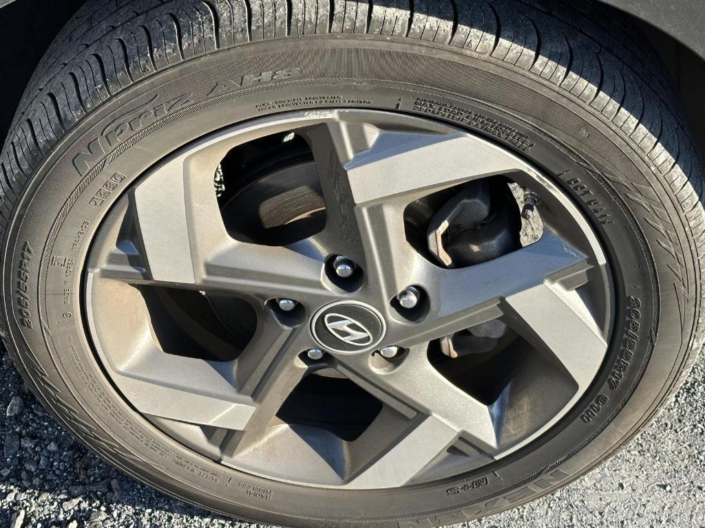 used 2024 Hyundai Venue car, priced at $19,995