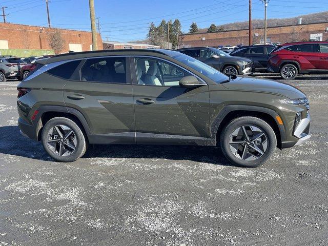 new 2025 Hyundai Tucson car, priced at $34,215