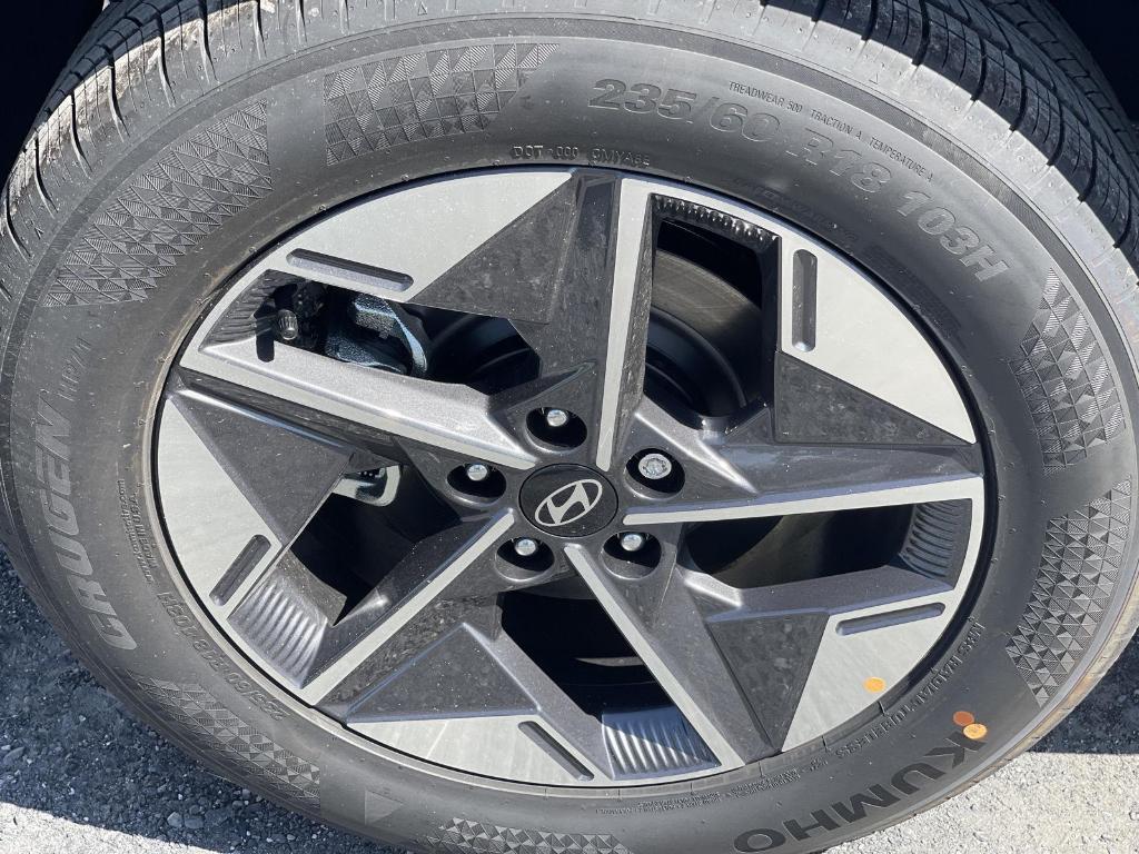new 2025 Hyundai Tucson car, priced at $33,246