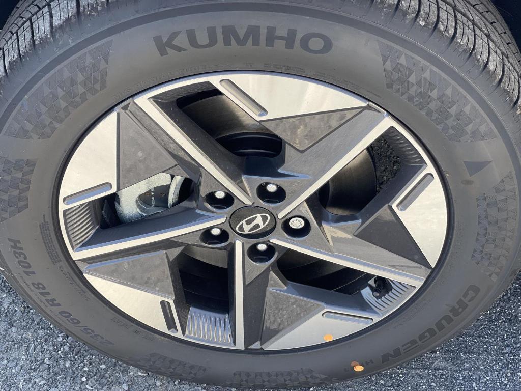 new 2025 Hyundai Tucson car, priced at $33,246