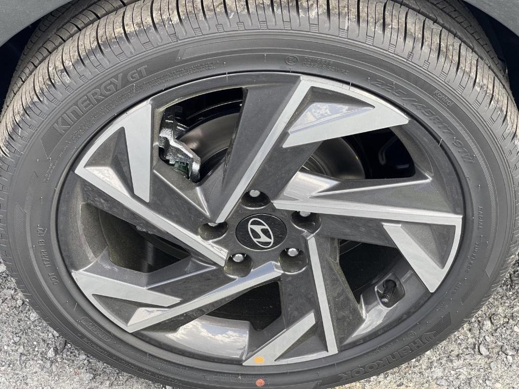 new 2025 Hyundai ELANTRA HEV car, priced at $28,607