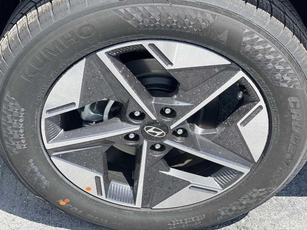 new 2025 Hyundai Tucson car, priced at $33,272