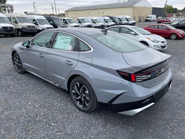 new 2024 Hyundai Sonata car, priced at $30,735