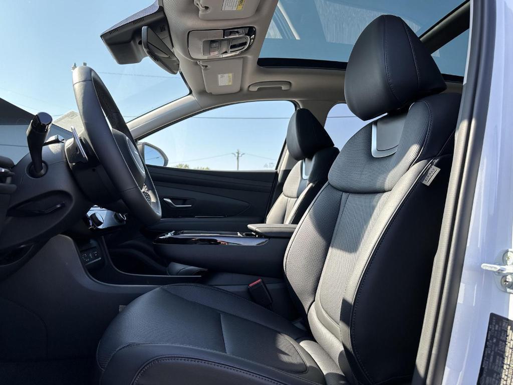 new 2026 Hyundai TUCSON Hybrid car, priced at $44,980