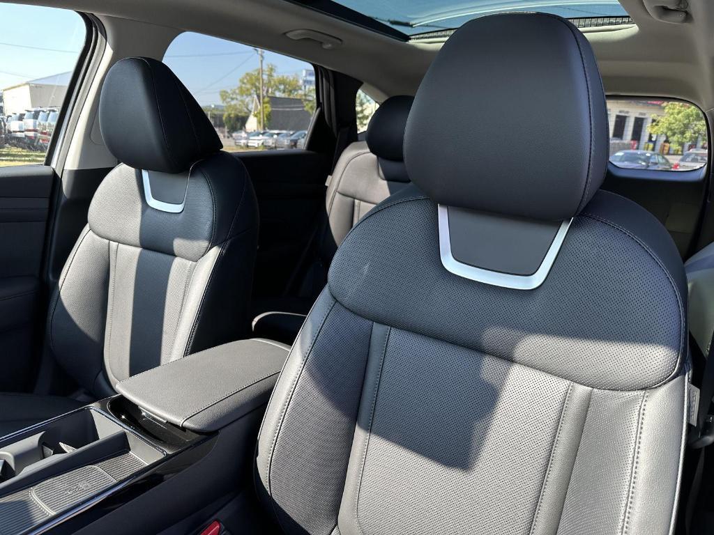 new 2026 Hyundai TUCSON Hybrid car, priced at $44,980