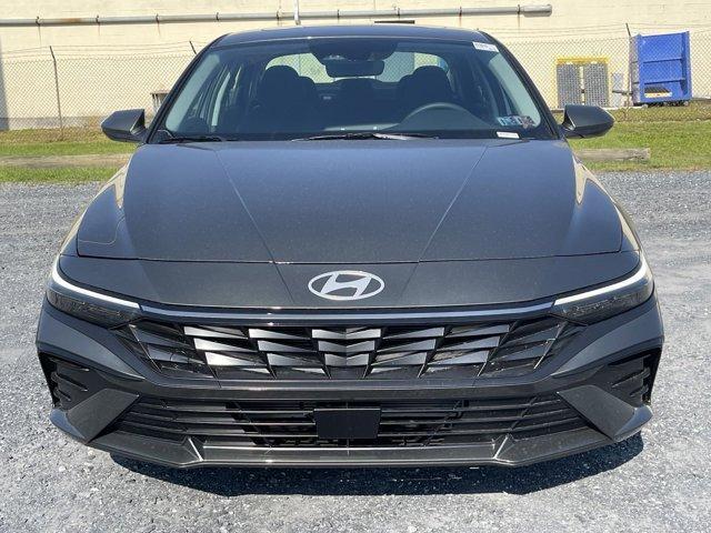 new 2025 Hyundai Elantra car, priced at $27,260