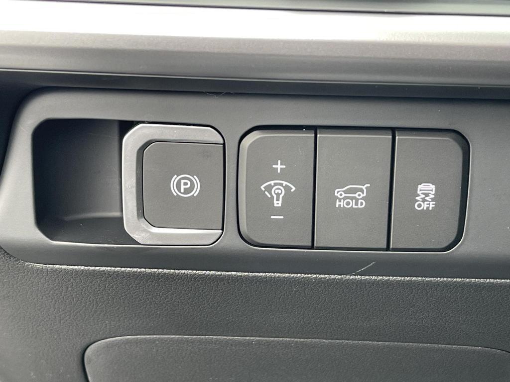 new 2025 Hyundai Santa Fe car, priced at $39,592