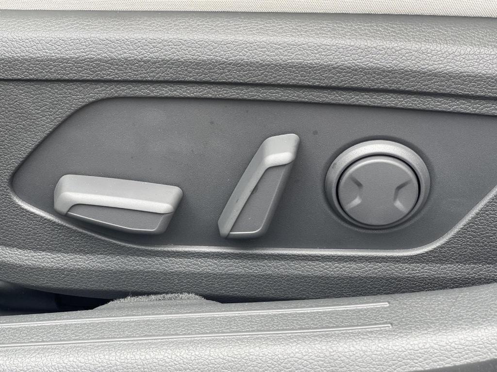 new 2025 Hyundai Sonata Hybrid car, priced at $32,558