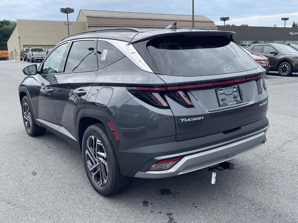 new 2025 Hyundai TUCSON Hybrid car, priced at $43,049