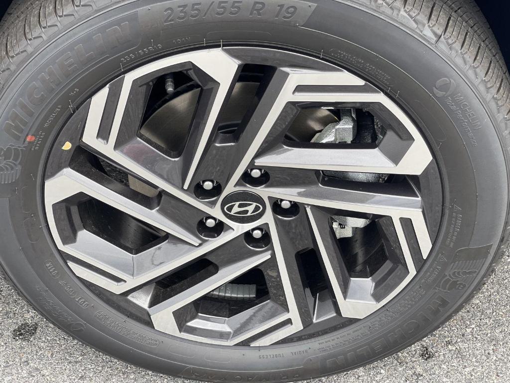 new 2025 Hyundai TUCSON Hybrid car, priced at $43,049