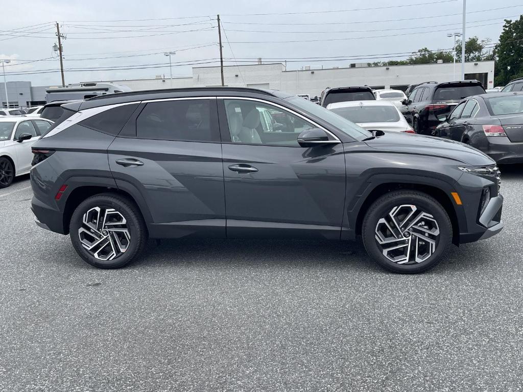 new 2025 Hyundai Tucson car, priced at $40,945
