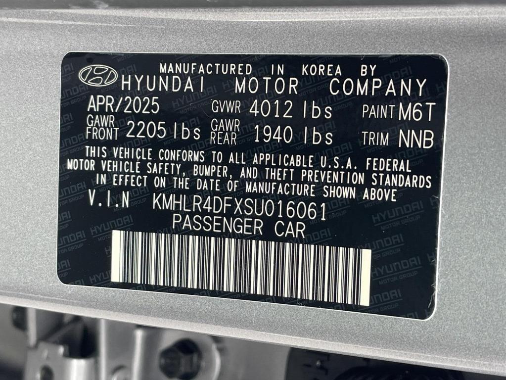 new 2025 Hyundai Elantra car, priced at $29,950