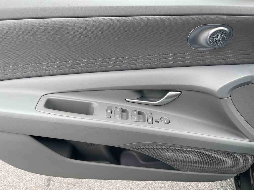 new 2025 Hyundai ELANTRA HEV car, priced at $26,697