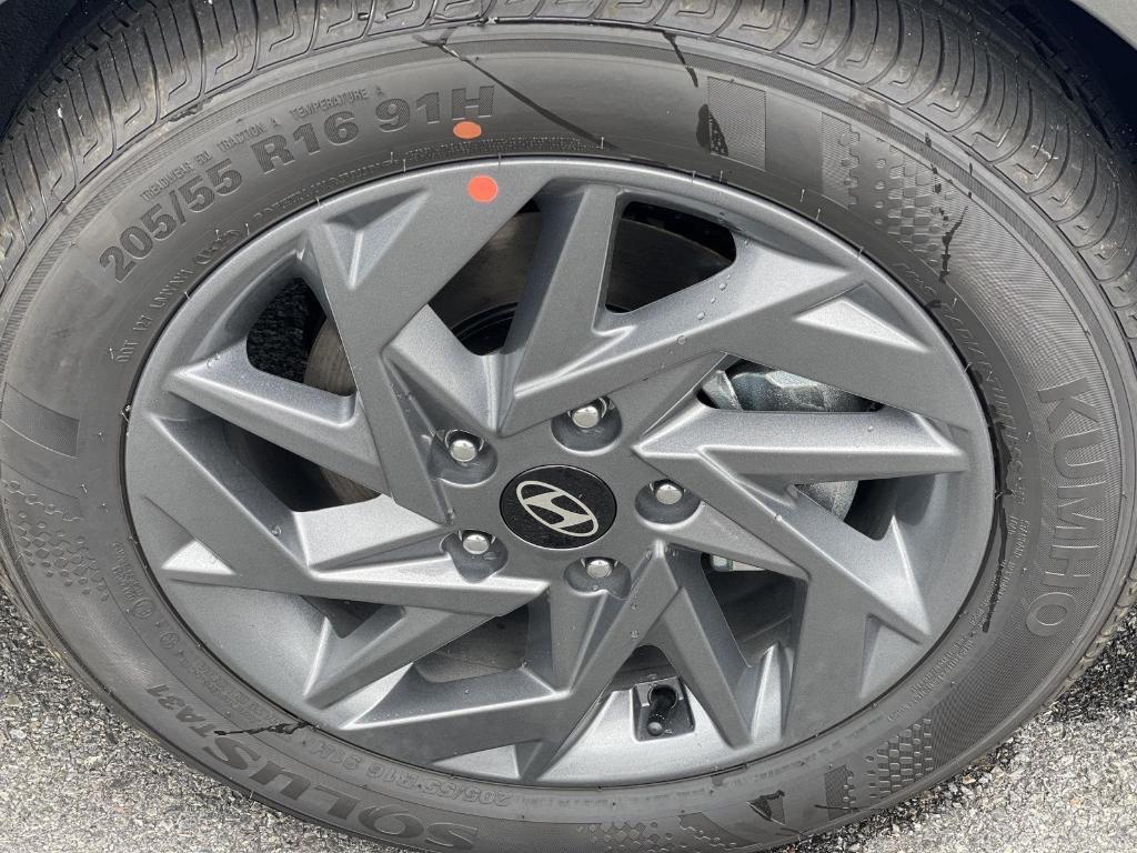 new 2025 Hyundai ELANTRA HEV car, priced at $26,697