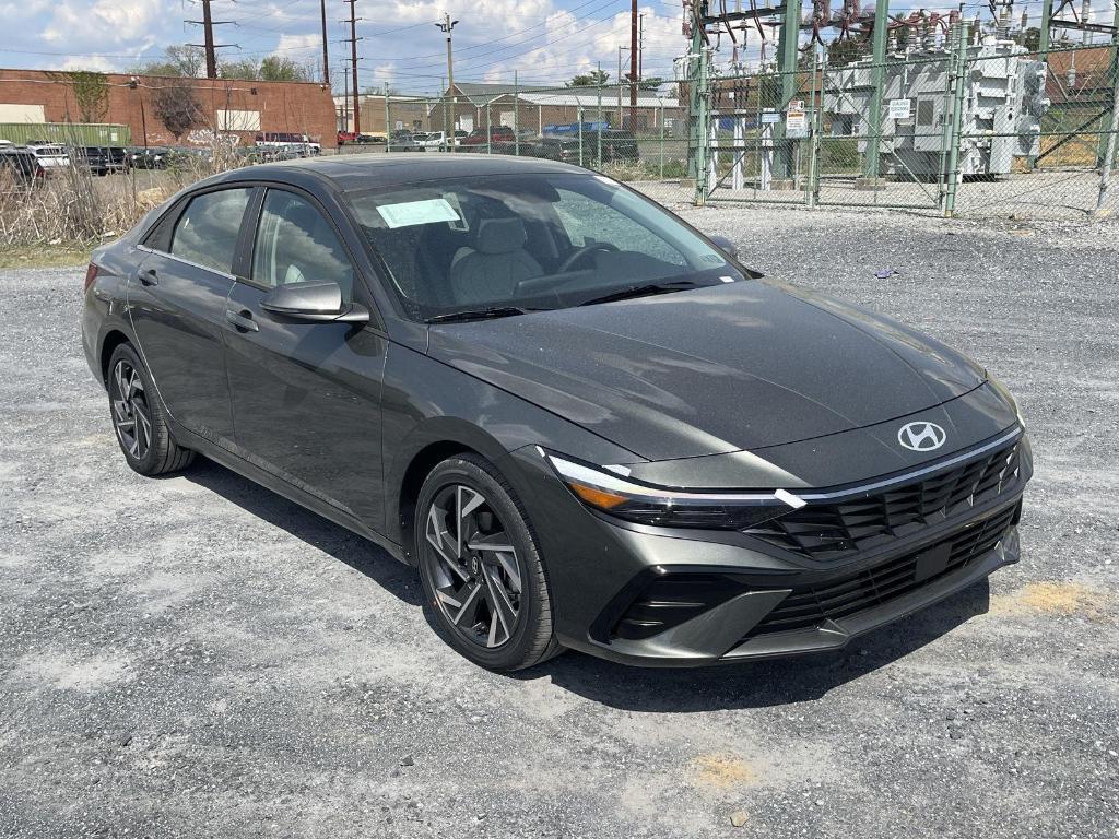 new 2025 Hyundai Elantra car, priced at $27,775