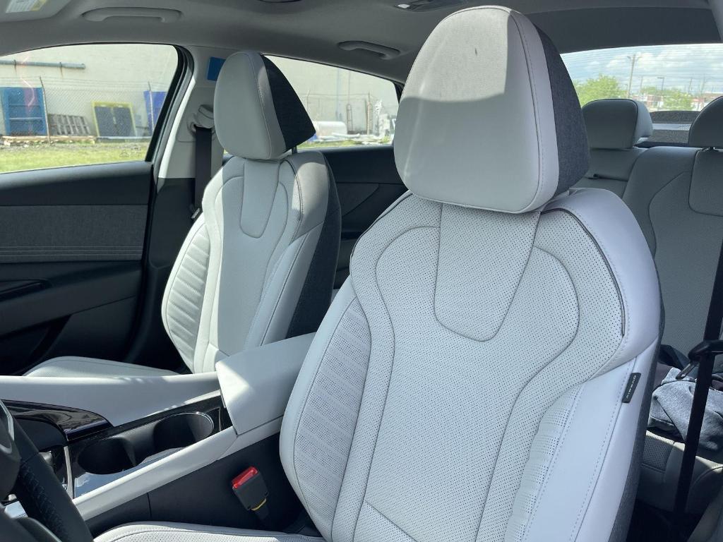 new 2025 Hyundai Elantra car, priced at $27,775