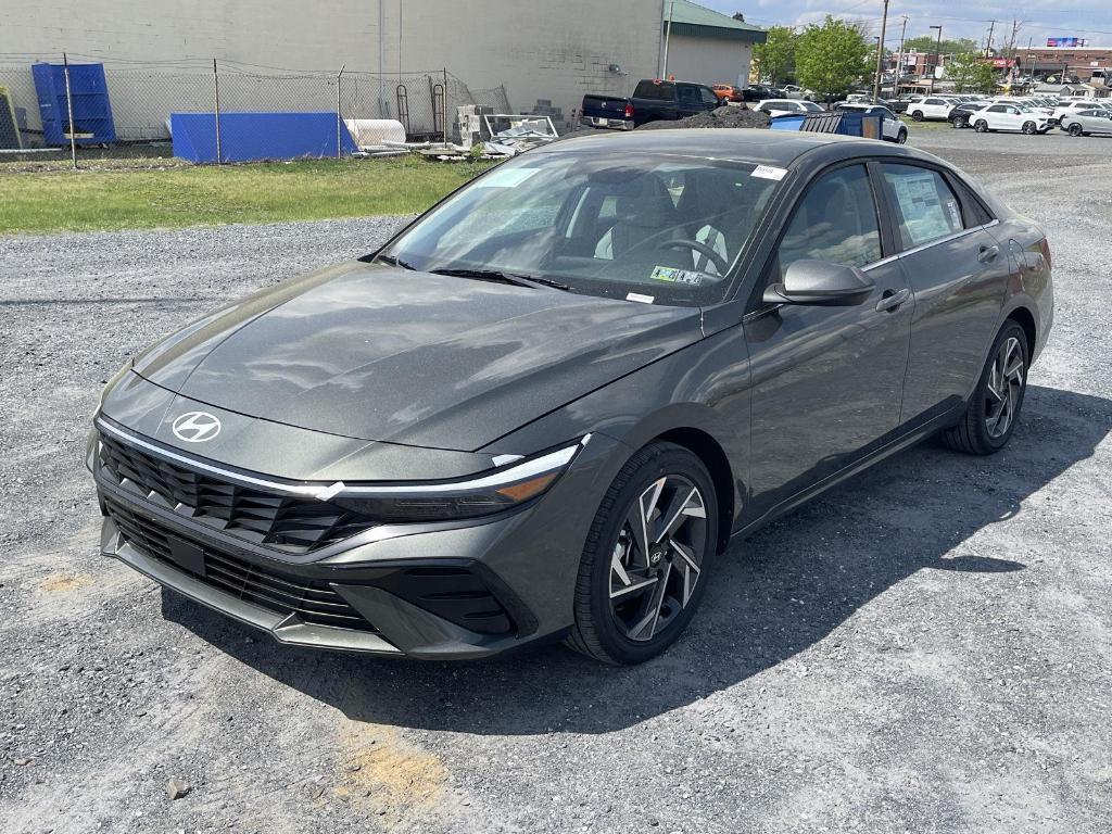 new 2025 Hyundai Elantra car, priced at $27,775