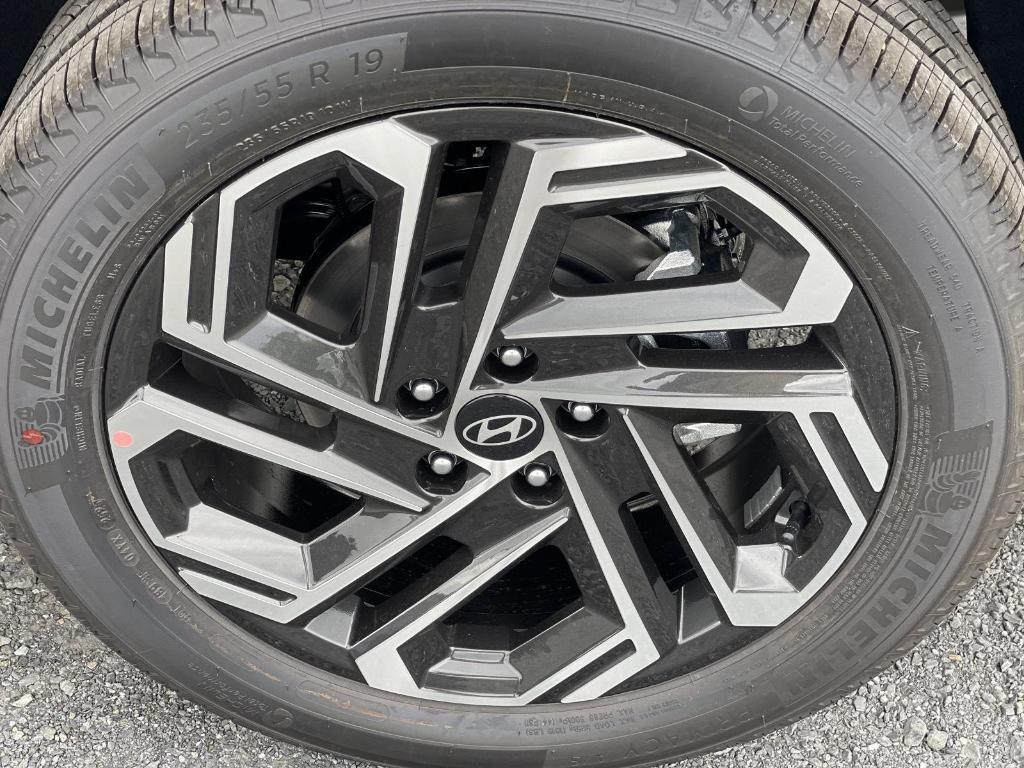 new 2026 Hyundai Tucson car, priced at $43,320