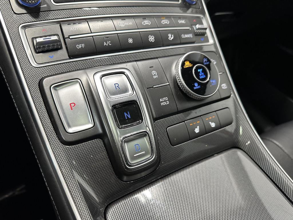 used 2021 Hyundai Santa Fe car, priced at $16,595