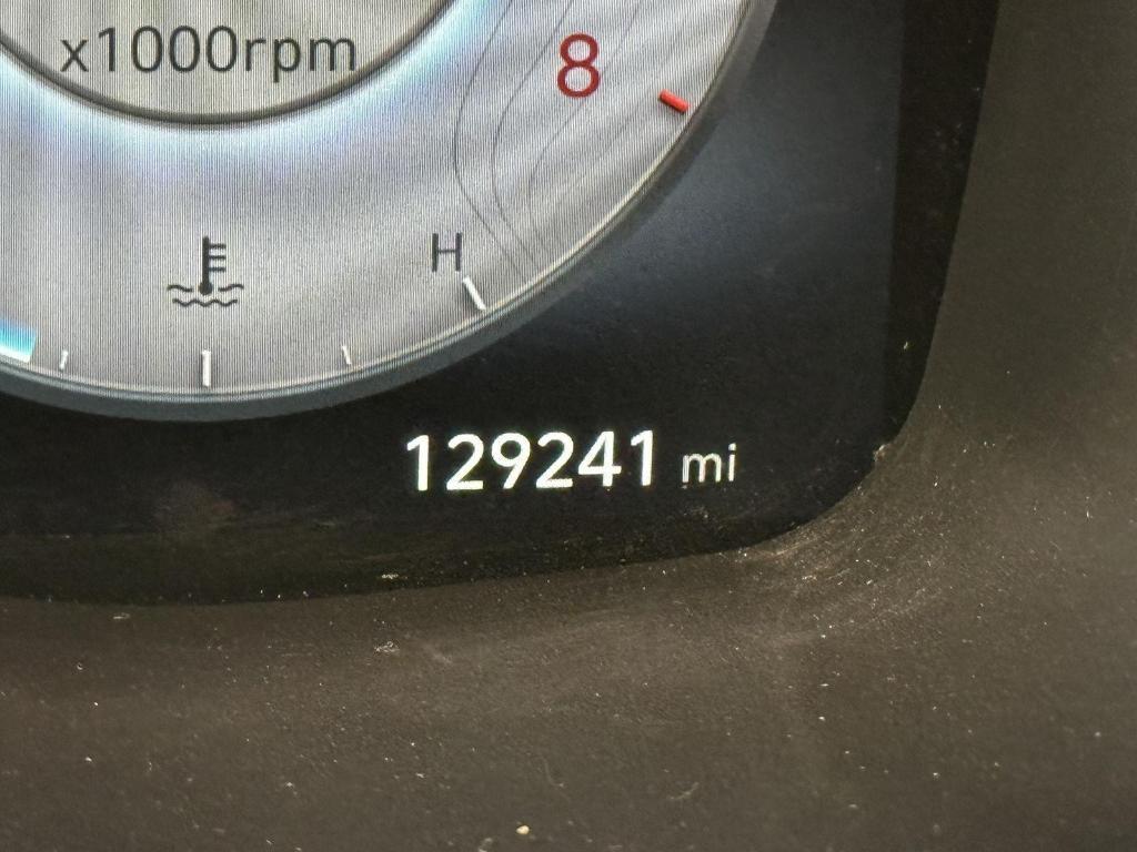 used 2021 Hyundai Santa Fe car, priced at $16,595