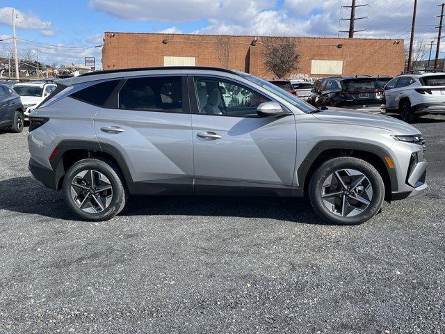 new 2025 Hyundai TUCSON Hybrid car, priced at $38,390