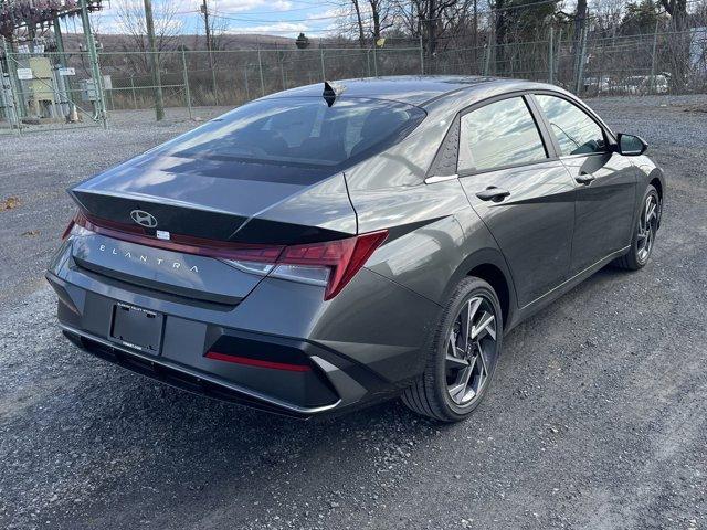 new 2025 Hyundai Elantra car, priced at $27,485