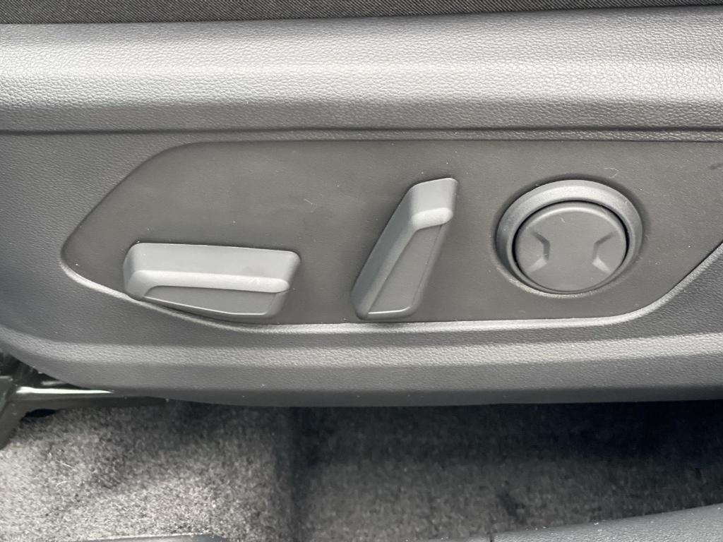 new 2025 Hyundai TUCSON Hybrid car, priced at $37,587