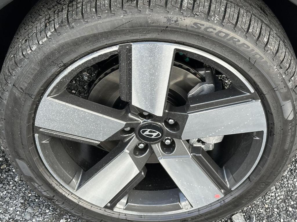 new 2026 Hyundai SANTA FE HEV car, priced at $49,301