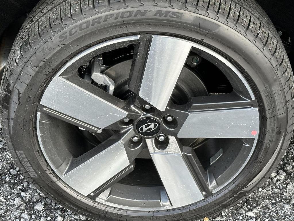 new 2026 Hyundai SANTA FE HEV car, priced at $49,301