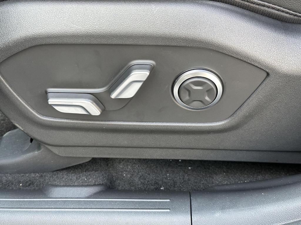 new 2026 Hyundai SANTA FE HEV car, priced at $49,301