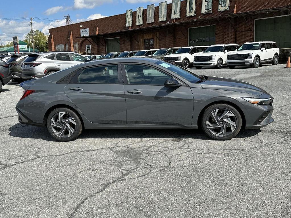 new 2025 Hyundai Elantra car, priced at $24,485