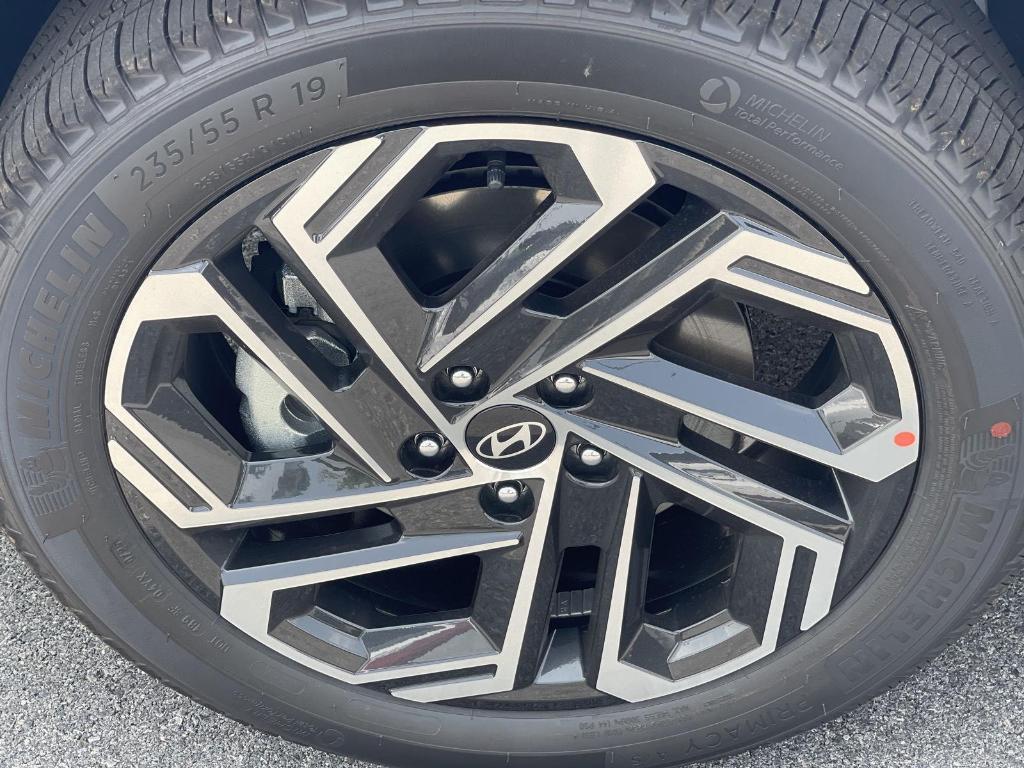 new 2025 Hyundai Tucson car, priced at $41,811