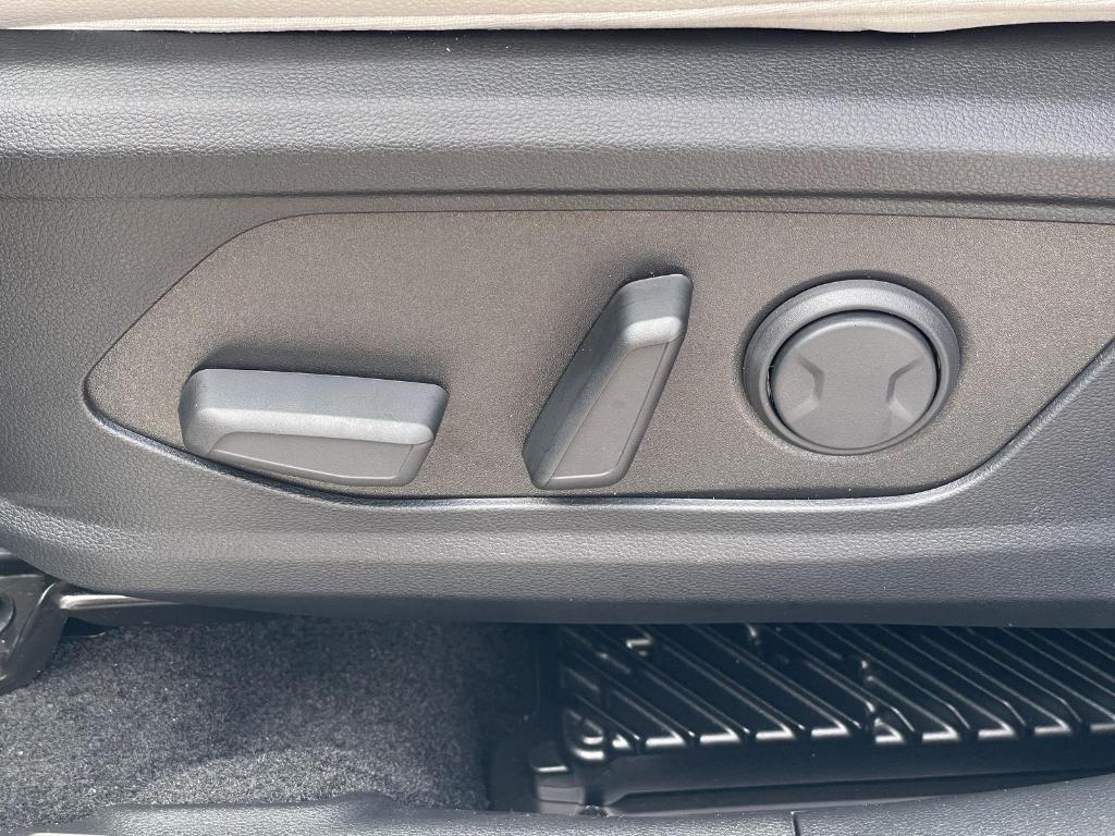 new 2025 Hyundai Tucson car, priced at $40,945