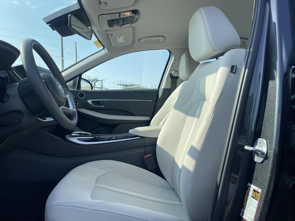 used 2023 Hyundai Sonata car