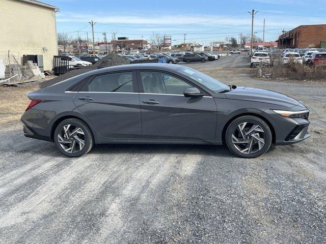 new 2025 Hyundai Elantra car, priced at $27,460