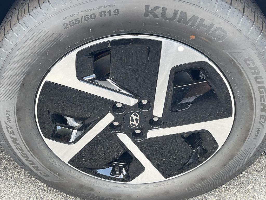 new 2026 Hyundai IONIQ 9 car, priced at $65,245