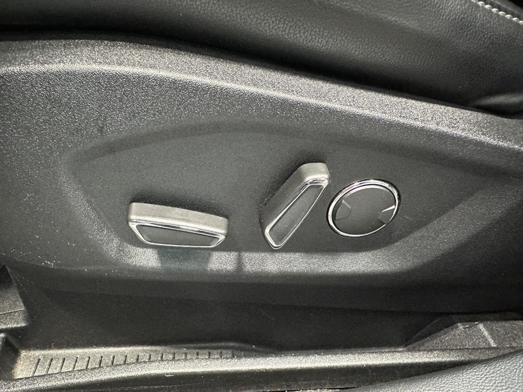 used 2019 Ford Edge car, priced at $21,995