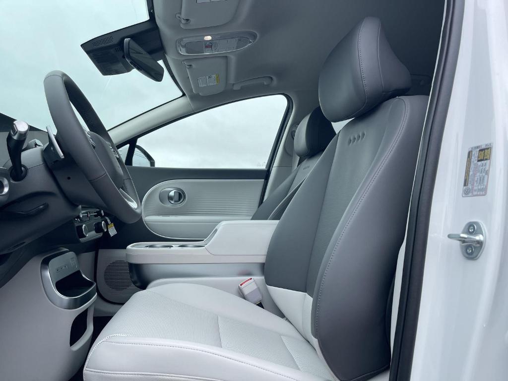 new 2026 Hyundai IONIQ 9 car, priced at $68,998