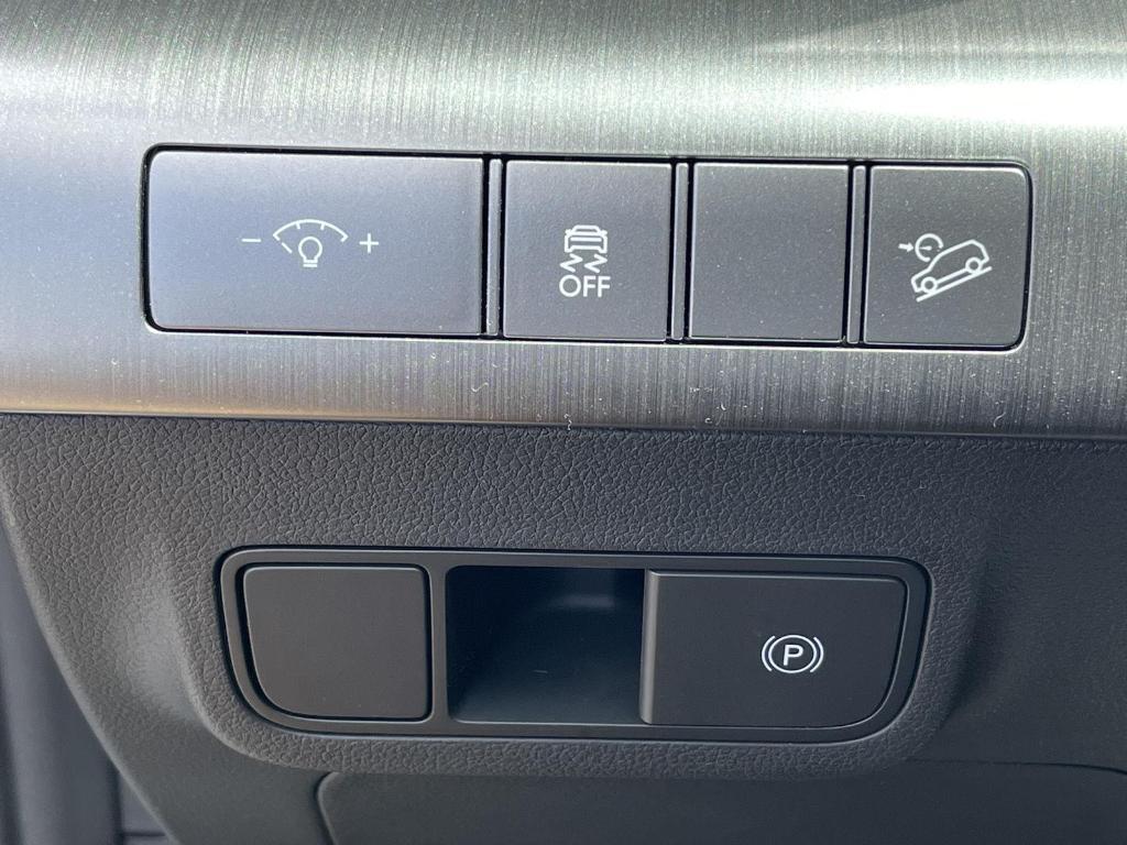 new 2025 Hyundai Kona car, priced at $28,808