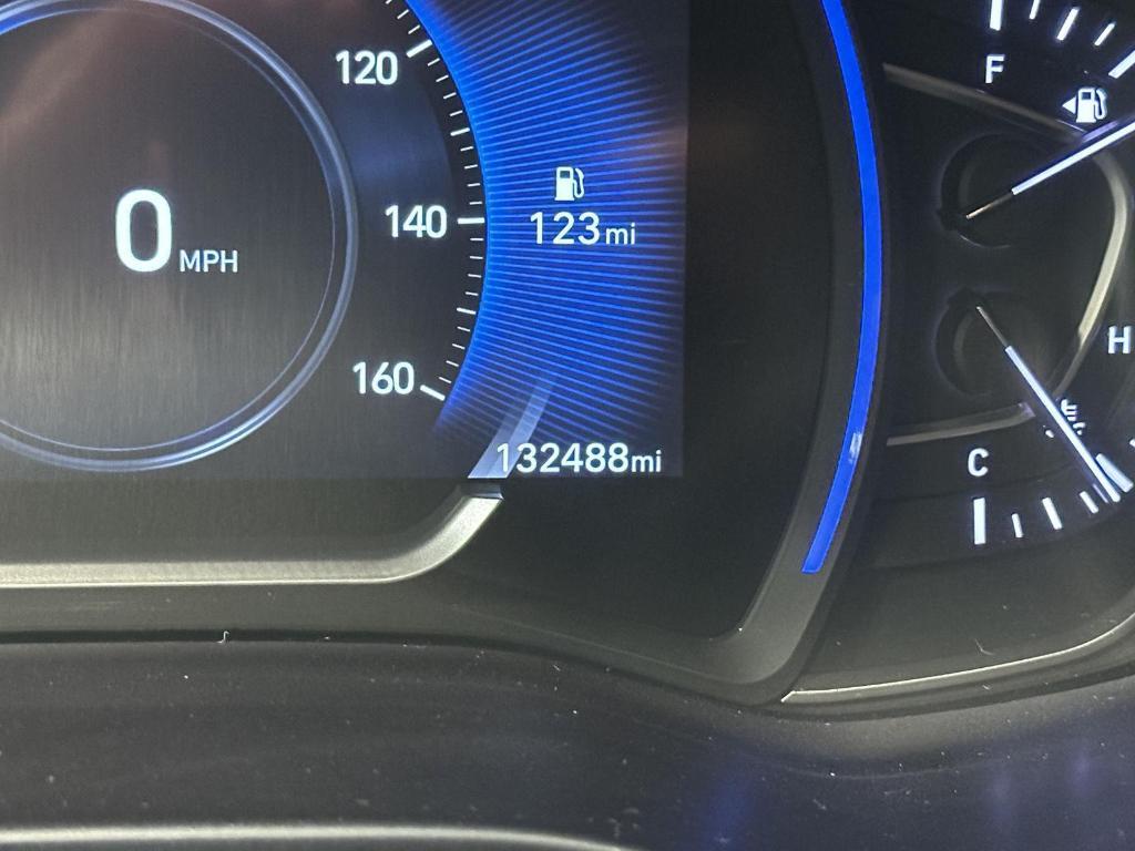 used 2020 Hyundai Santa Fe car, priced at $14,595