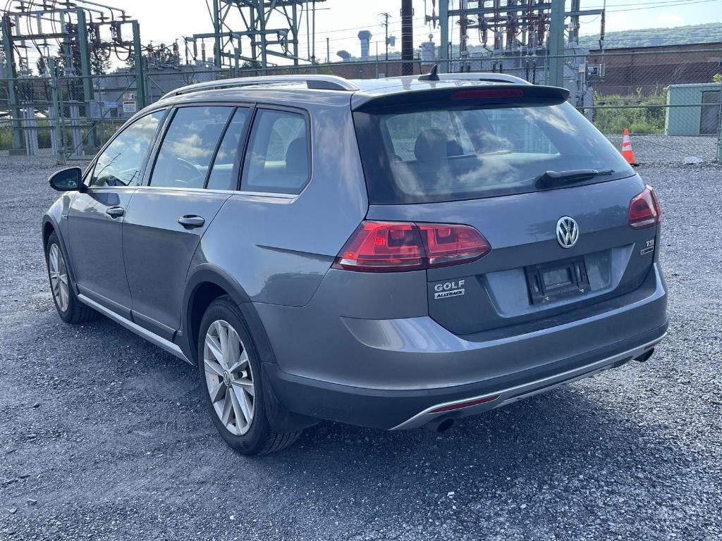 used 2017 Volkswagen Golf Alltrack car, priced at $14,995